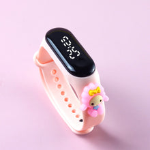 Charger l'image dans la galerie, Montre waterproof avec heros en relief pour enfants