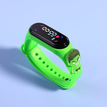 Charger l'image dans la galerie, Montre waterproof avec heros en relief pour enfants
