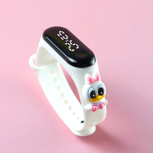 Charger l&#39;image dans la galerie, Montre waterproof avec heros en relief pour enfants
