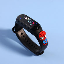 Charger l&#39;image dans la galerie, Montre waterproof avec heros en relief pour enfants
